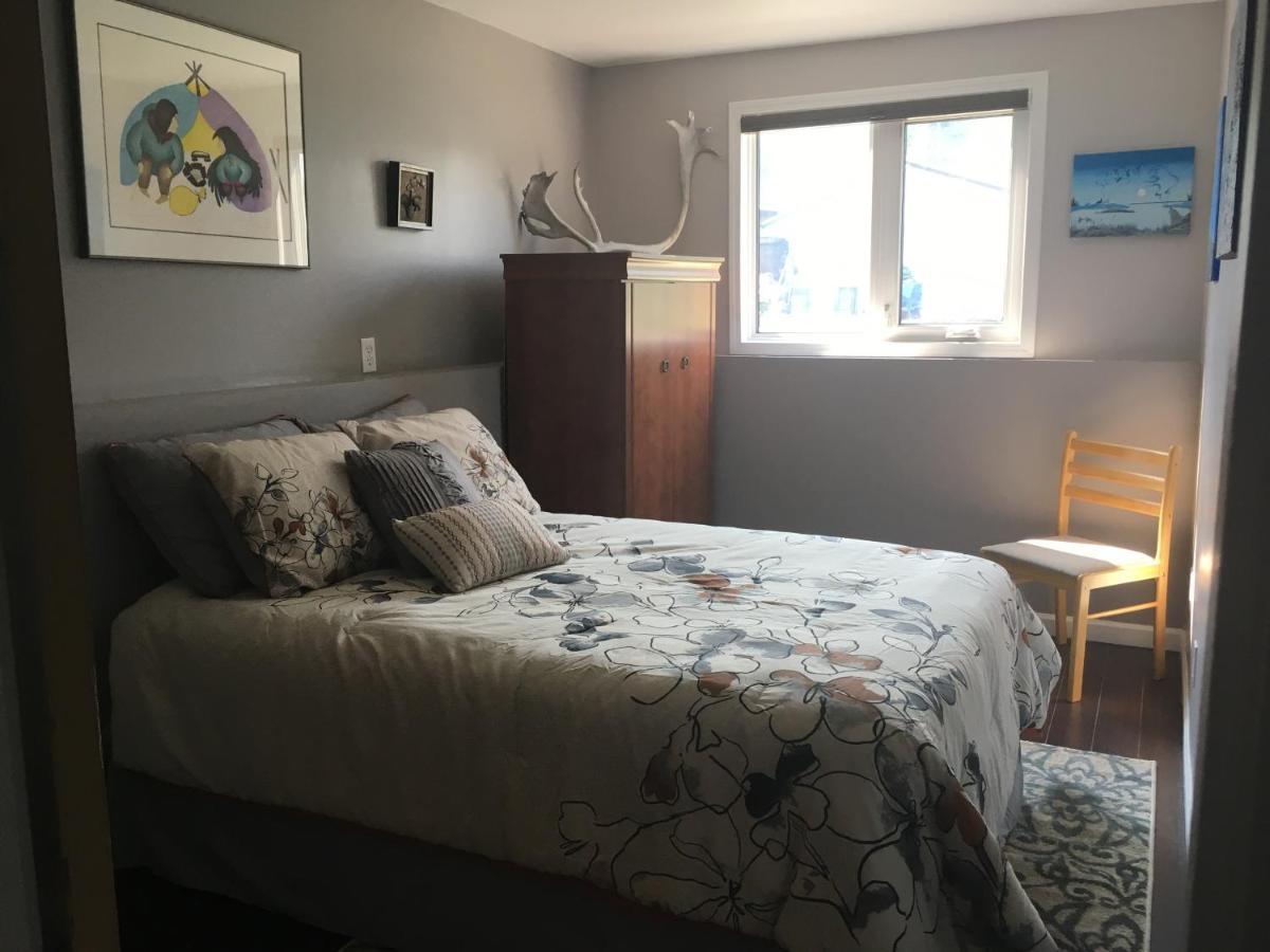 Polar Nights Bed and Breakfast Yellowknife Exterior foto